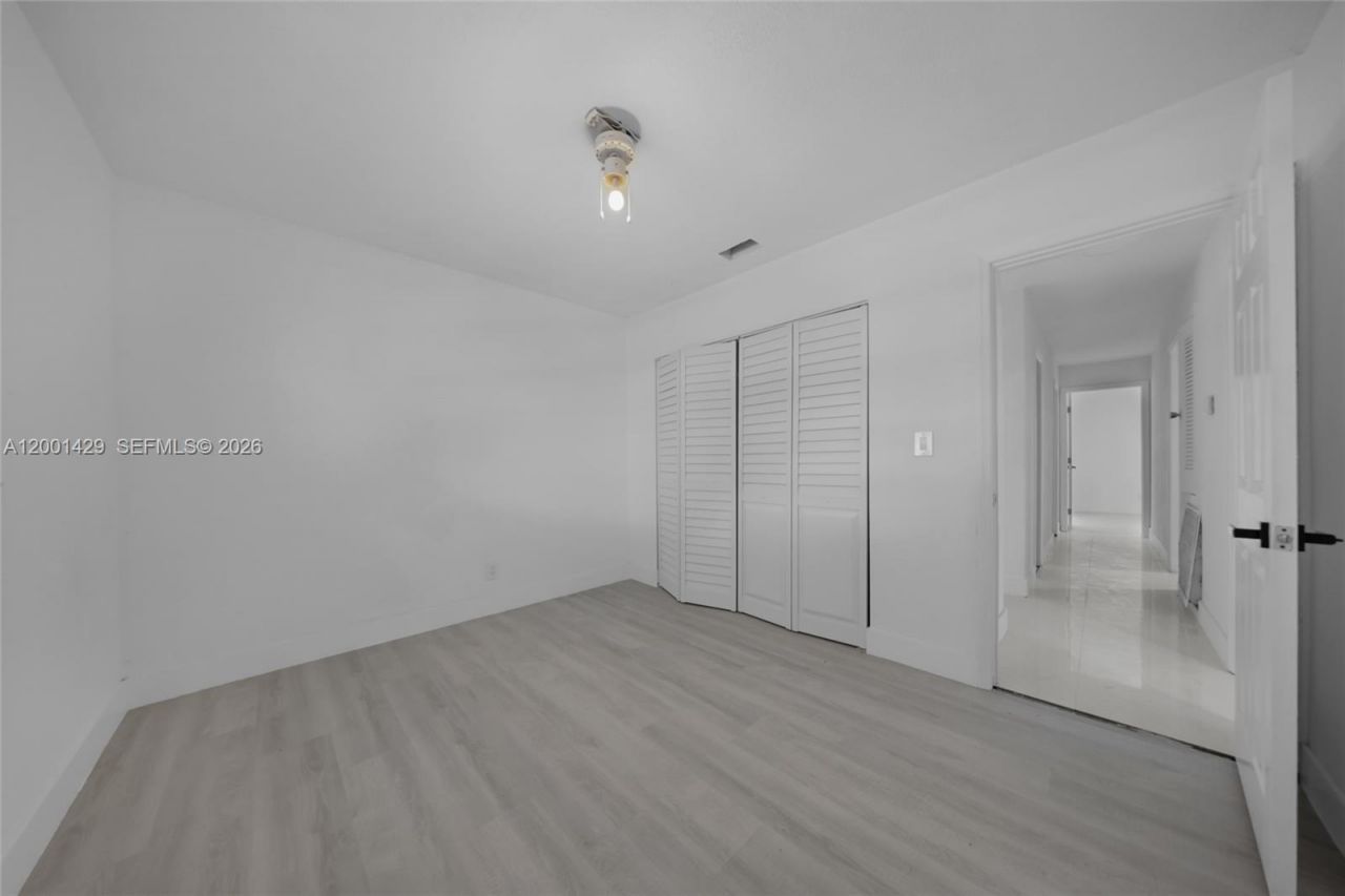 1320 NW 72nd Ave, Plantation, FL 33313 Photo