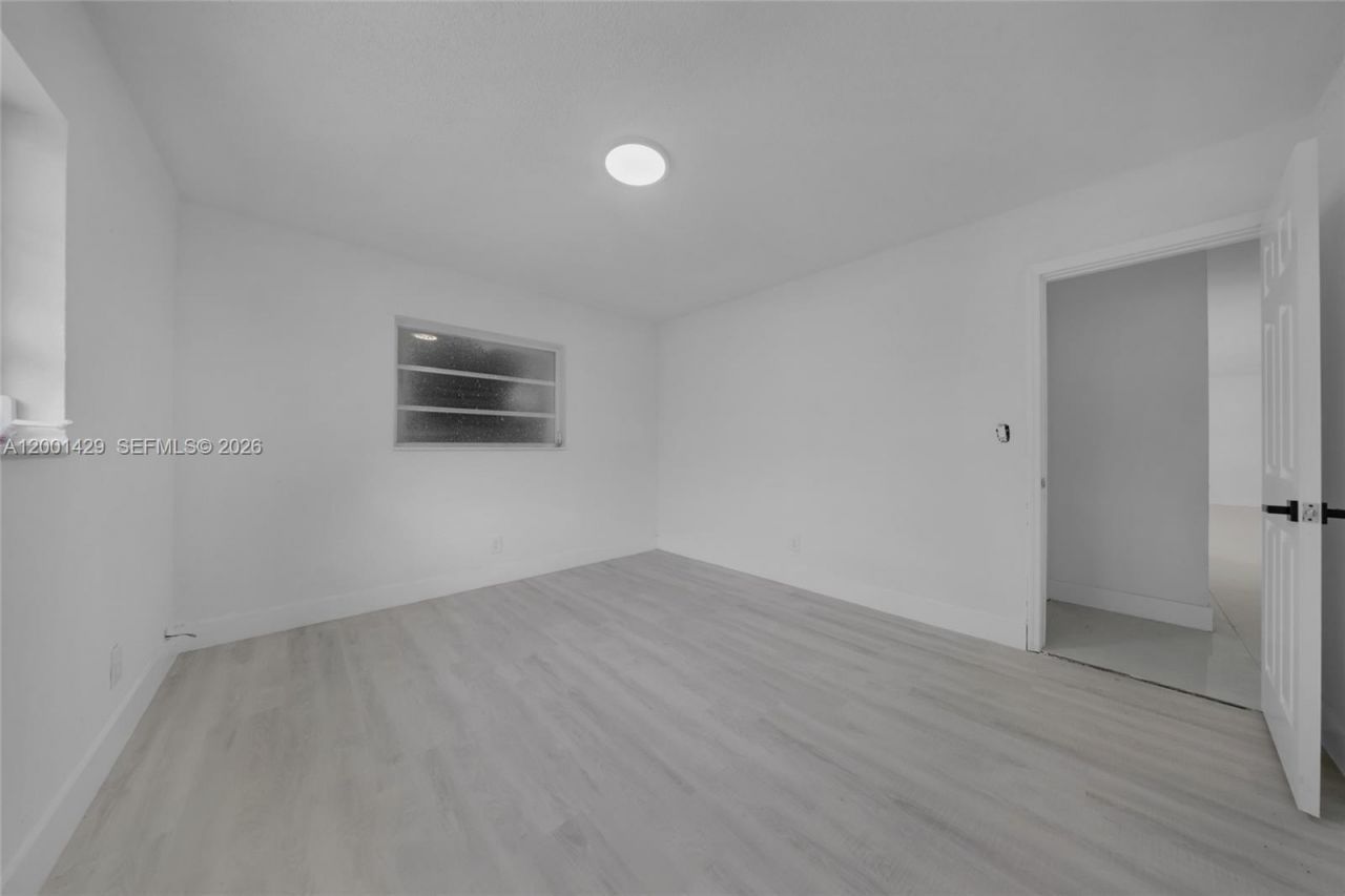1320 NW 72nd Ave, Plantation, FL 33313 Photo