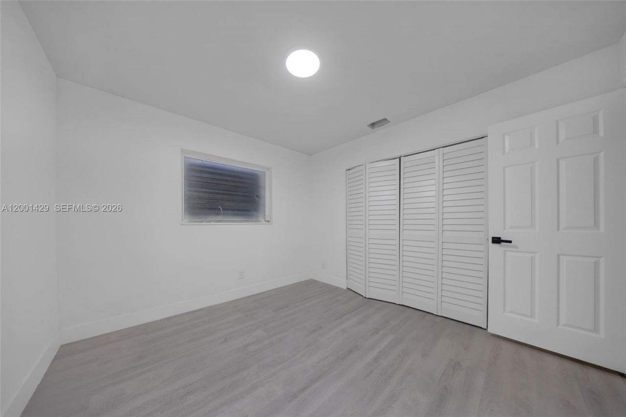 1320 NW 72nd Ave, Plantation, FL 33313 Photo
