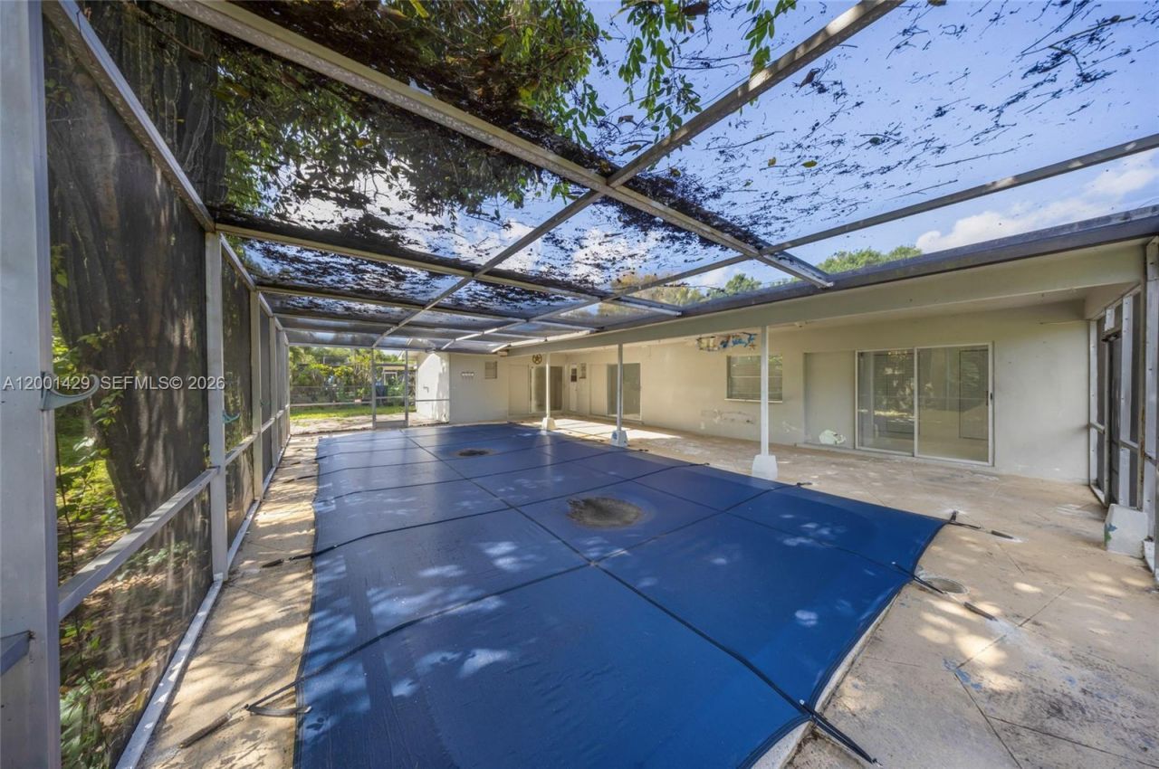 1320 NW 72nd Ave, Plantation, FL 33313 Photo
