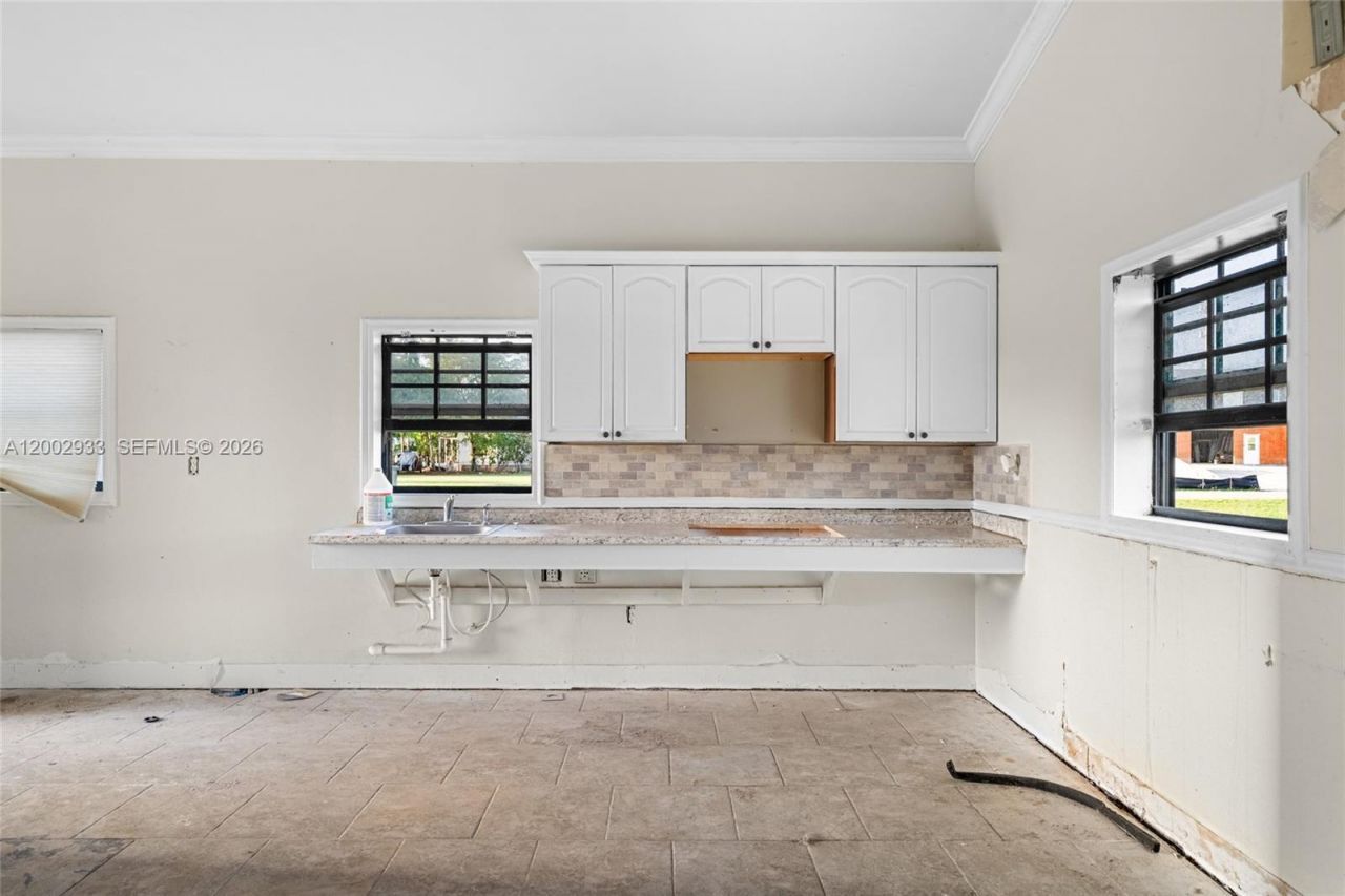 301 Allen Ave , Everglades City, FL 34139 Photo