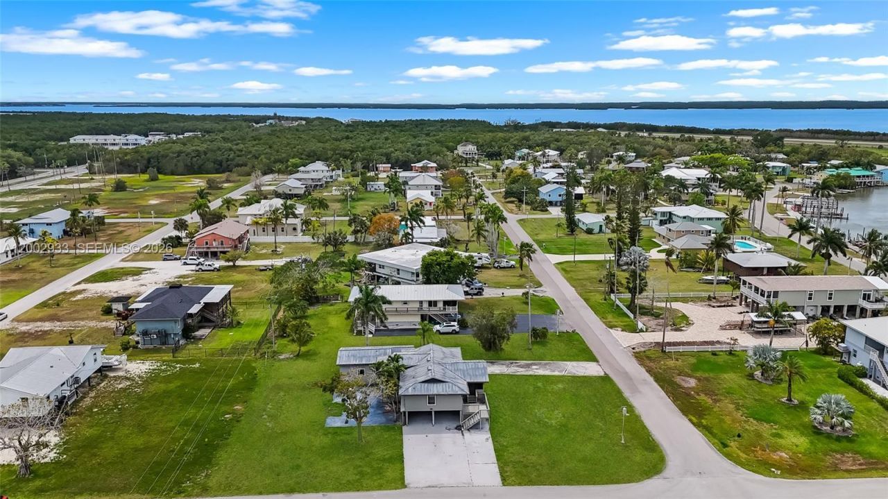 301 Allen Ave, Everglades City, FL 34139 Photo