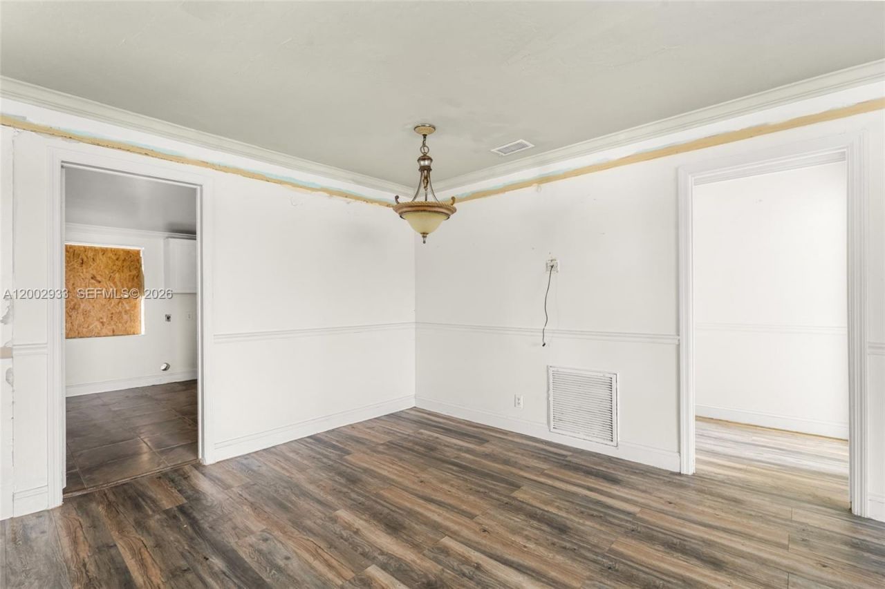 301 Allen Ave , Everglades City, FL 34139 Photo