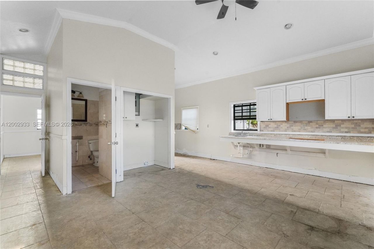 301 Allen Ave, Everglades City, FL 34139 Photo