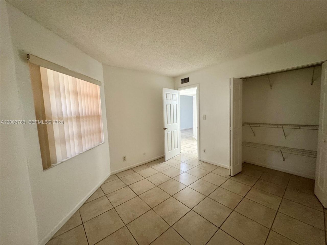 4033 Lakeside Dr, Unit 4033, Tamarac, FL 33319 Photo