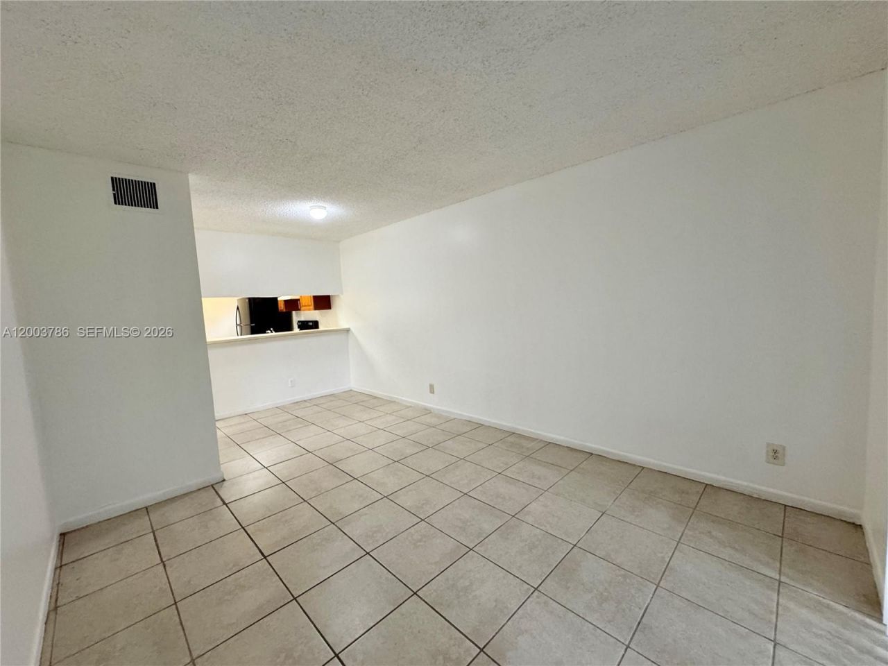 4033 Lakeside Dr, Unit 4033, Tamarac, FL 33319 Photo