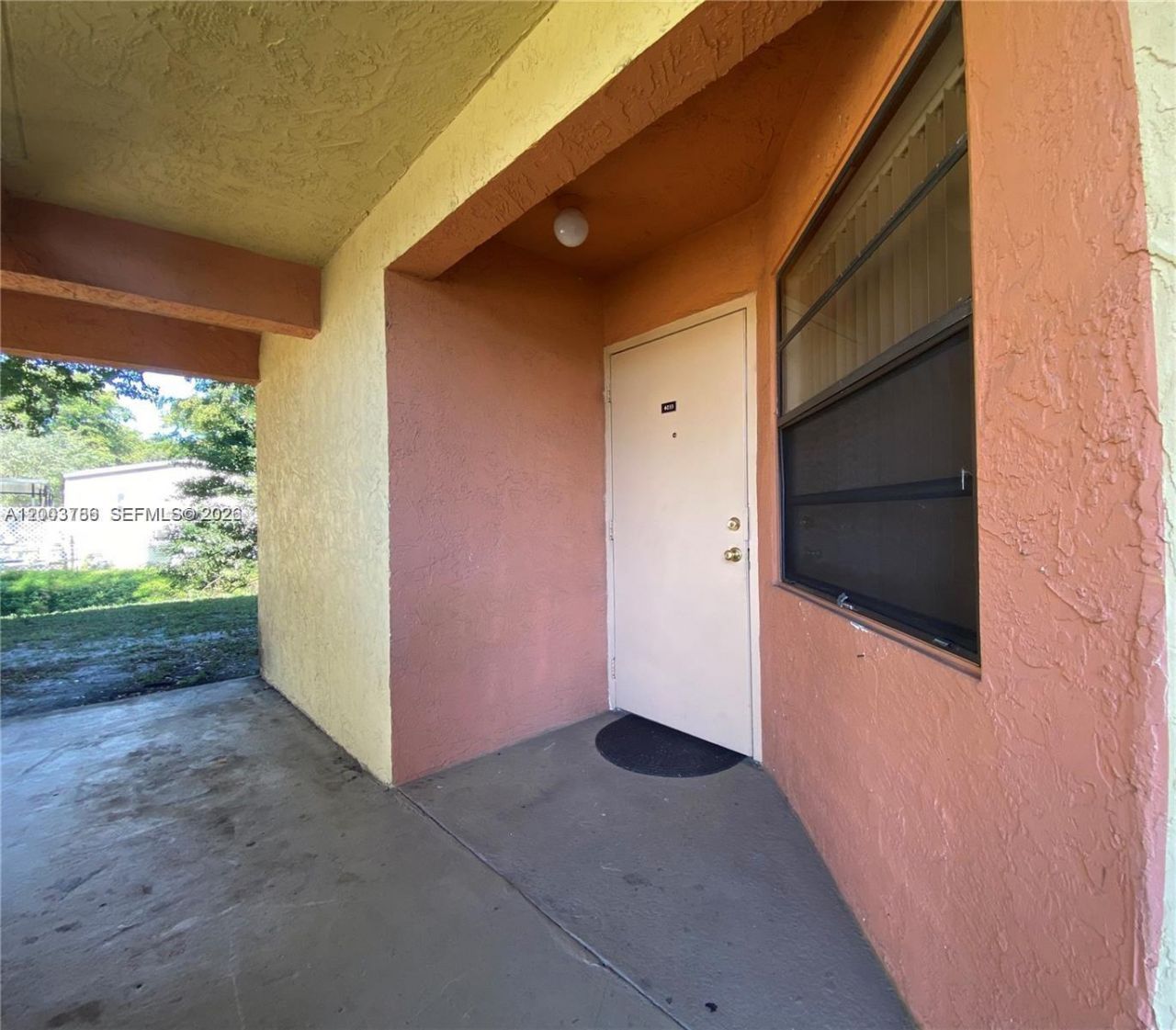 4033 Lakeside Dr, Unit 4033, Tamarac, FL 33319 Photo