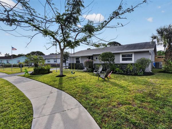219 E Whitney Dr , Jupiter, FL 33458