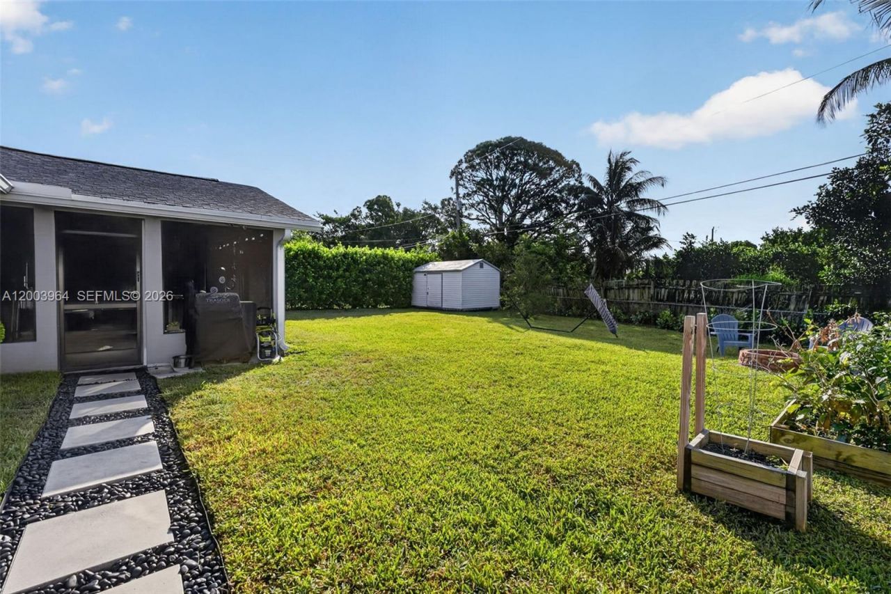 219 E Whitney Dr, Jupiter, FL 33458 Photo