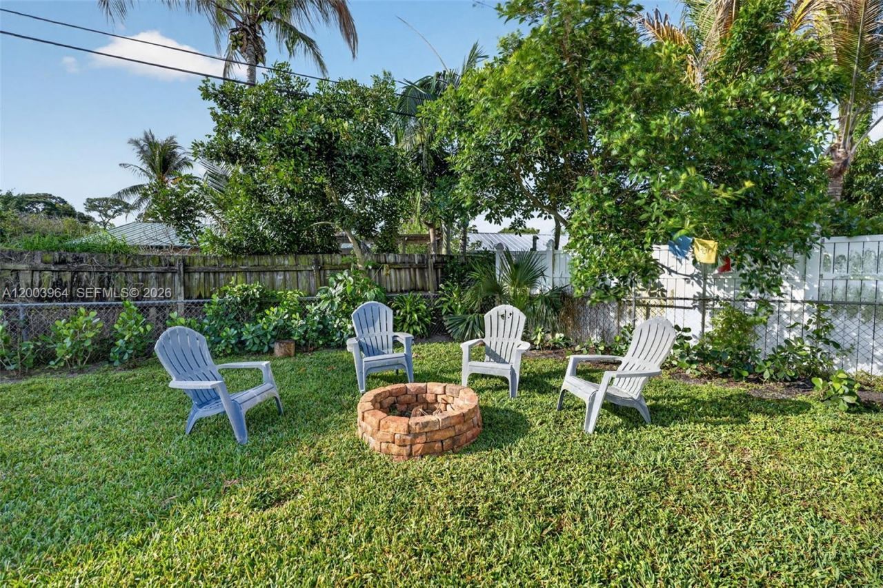 219 E Whitney Dr, Jupiter, FL 33458 Photo