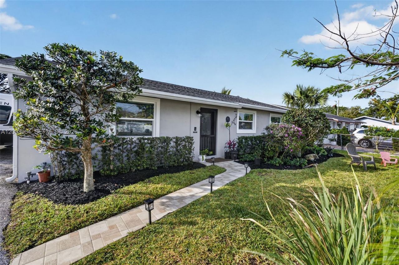 219 E Whitney Dr, Jupiter, FL 33458 Photo