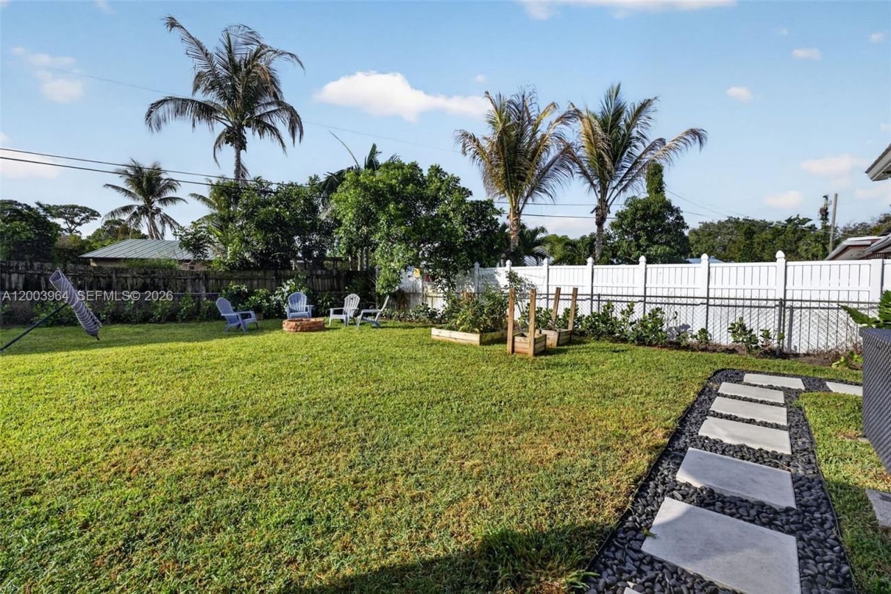 219 E Whitney Dr, Jupiter, FL 33458 Photo