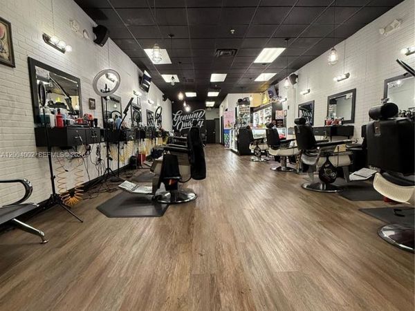 Barbershop SW 127th Ave , Cutler Bay, FL 33177