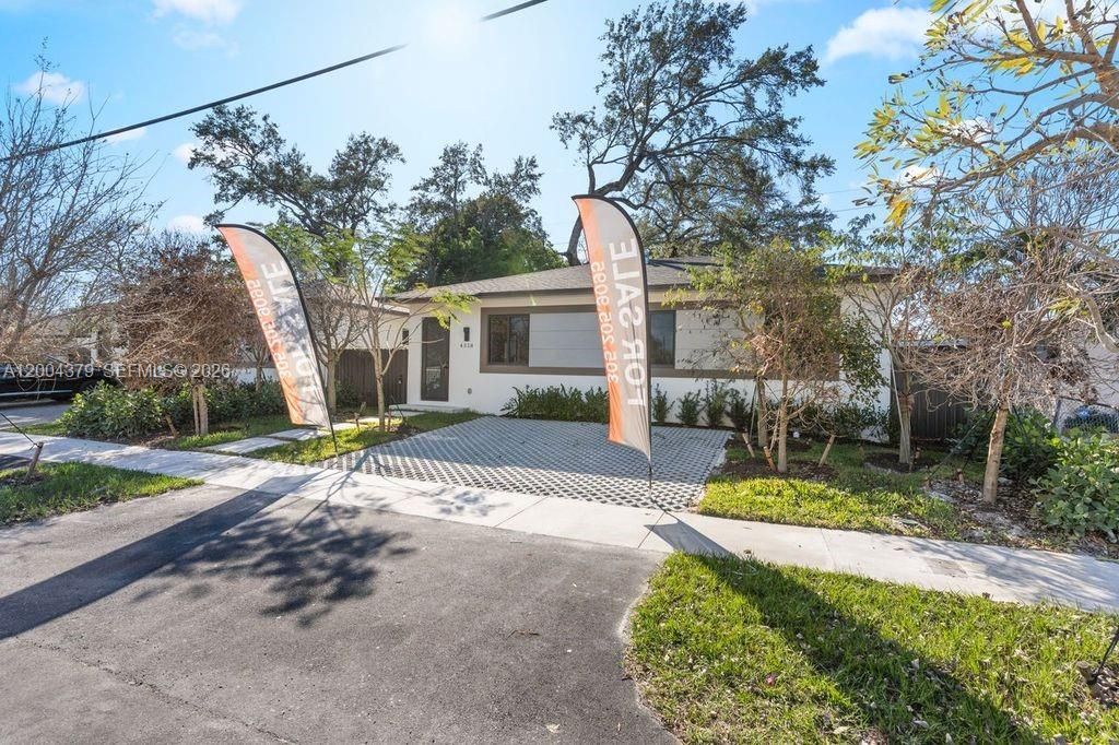 4519 NW 3th St , Miami, FL 33126 Photo