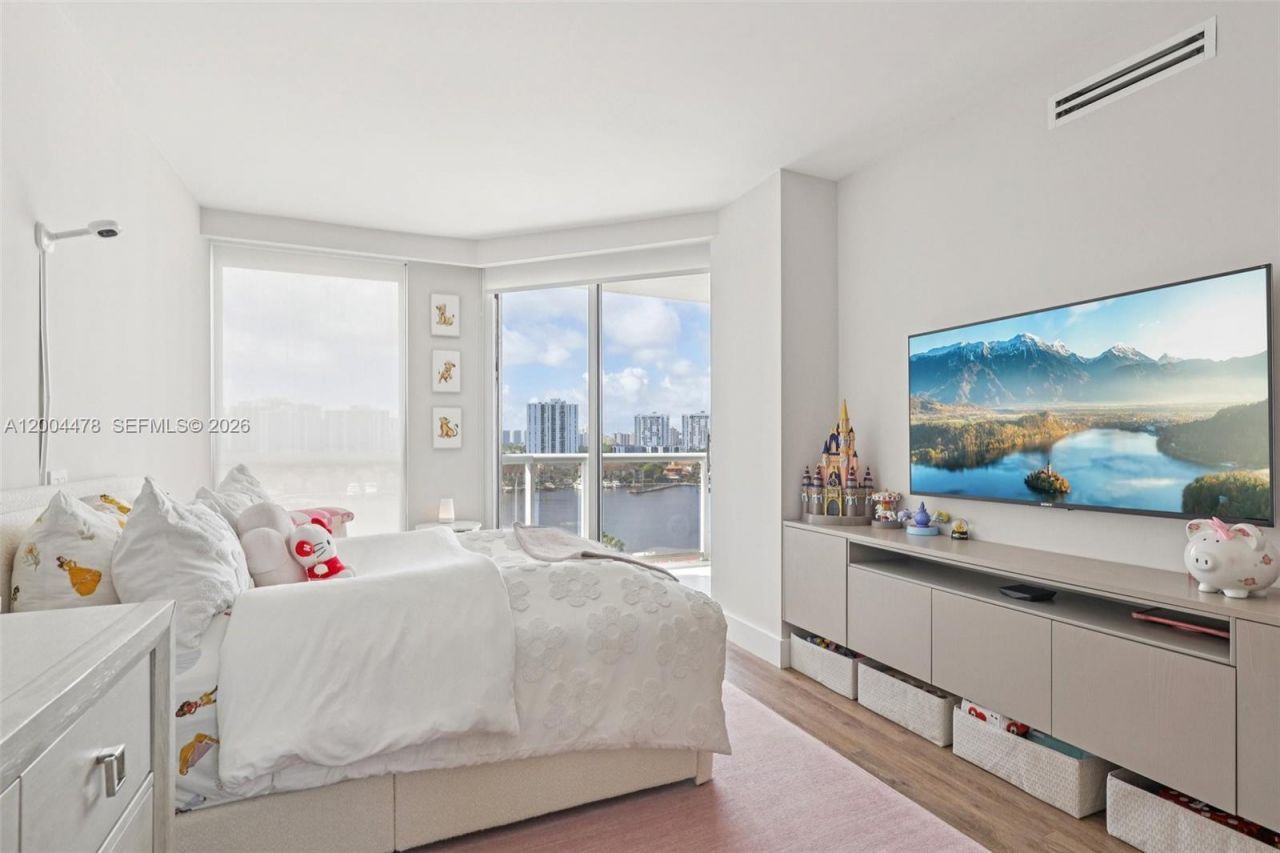 3640 Yacht Club Dr , Unit 1007, Aventura, FL 33180 Photo
