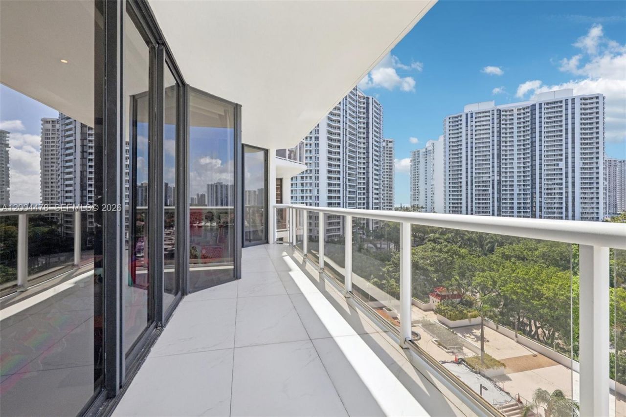 3640 Yacht Club Dr , Unit 1007, Aventura, FL 33180 Photo