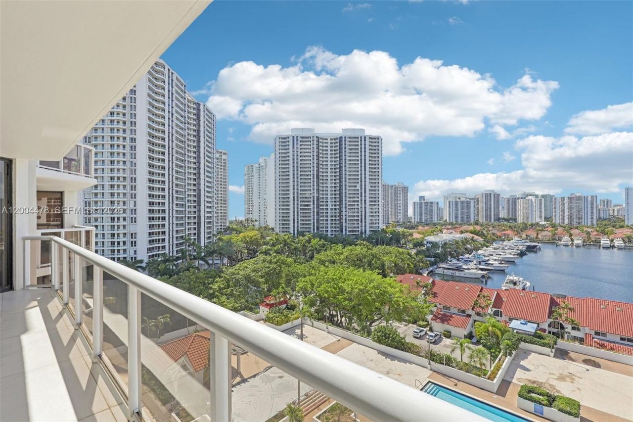 3640 Yacht Club Dr , Unit 1007, Aventura, FL 33180 Photo