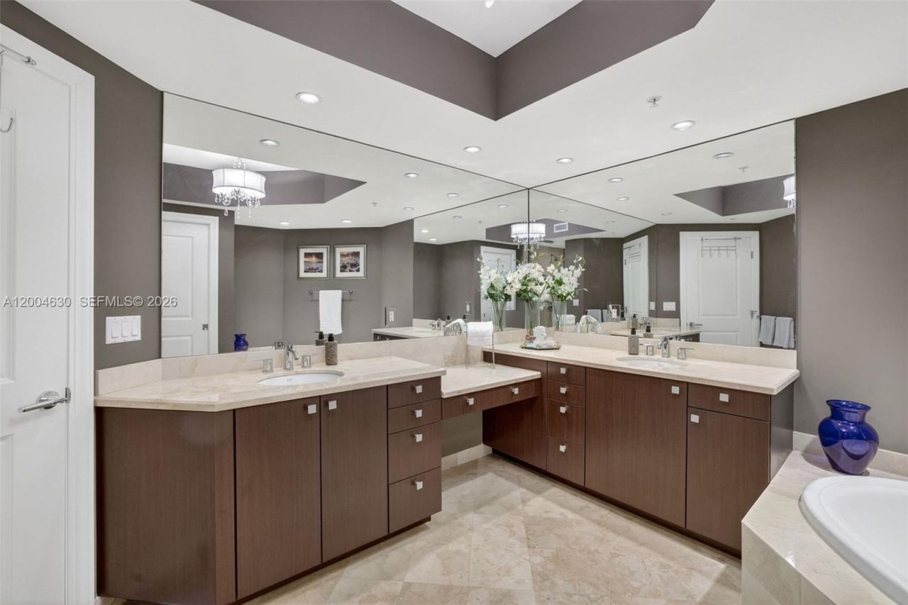 1 N Ocean Blvd, Unit 806, Pompano Beach, FL 33062 Photo