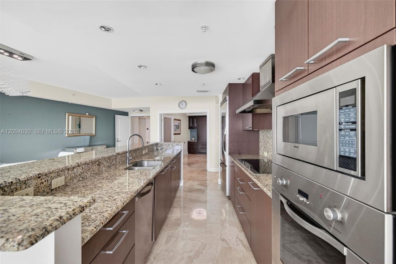 1 N Ocean Blvd, Unit 806, Pompano Beach, FL 33062 Photo