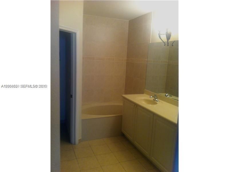 5507 NW 113th Ave, Doral, FL 33178 Photo