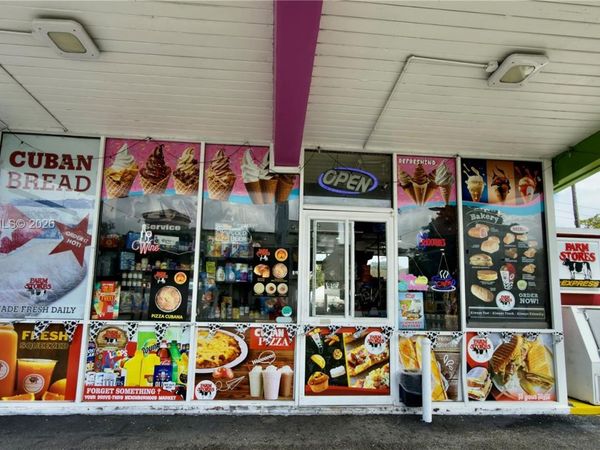 FARM STORE CORAL GABLES, Miami, FL 33134