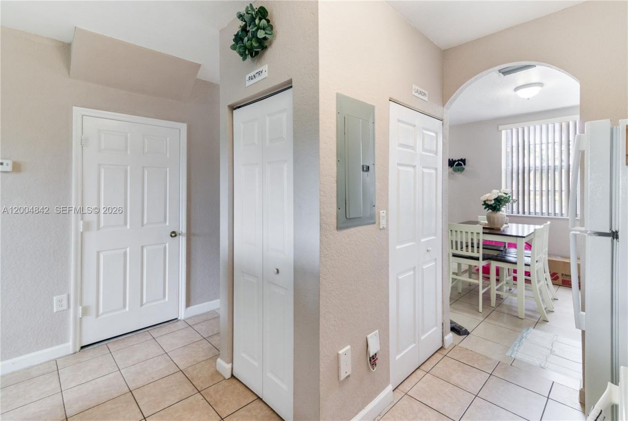 1420 NE 33rd Ave , Unit 105-15, Homestead, FL 33033 Photo