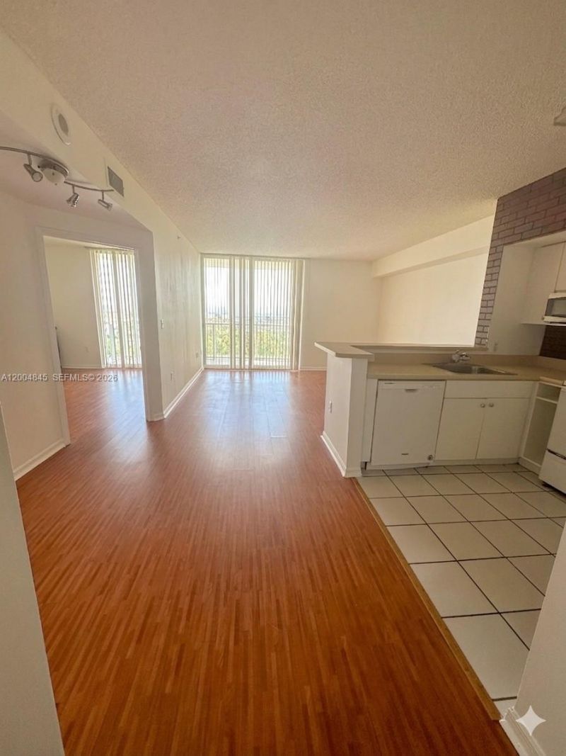 5077 NW 7th St, Unit 1505, Miami, FL 33126 Photo
