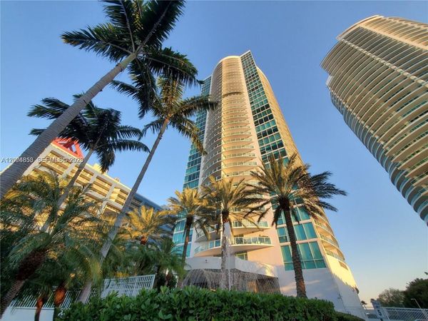 2101 Brickell Ave , Unit 3502, Miami, FL 33129