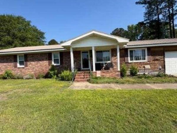 349 Empire Chester Highway, Cochran, GA 31014