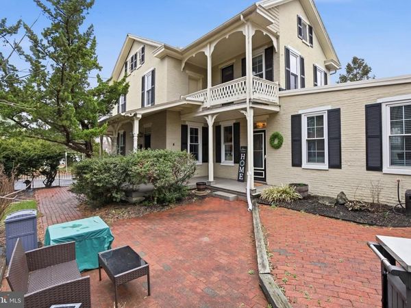 334 E HIGH STREET, ELIZABETHTOWN, PA 17022