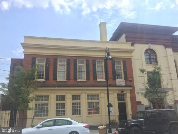 516 DEKALB STREET , NORRISTOWN, PA 19401