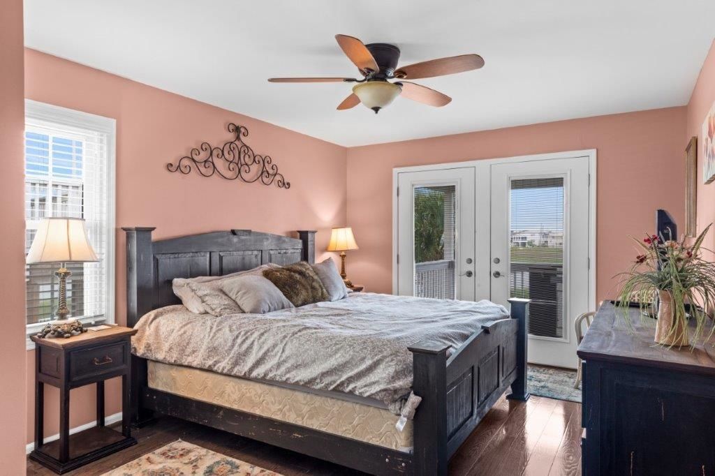 326 48th Ave. N Photo 11