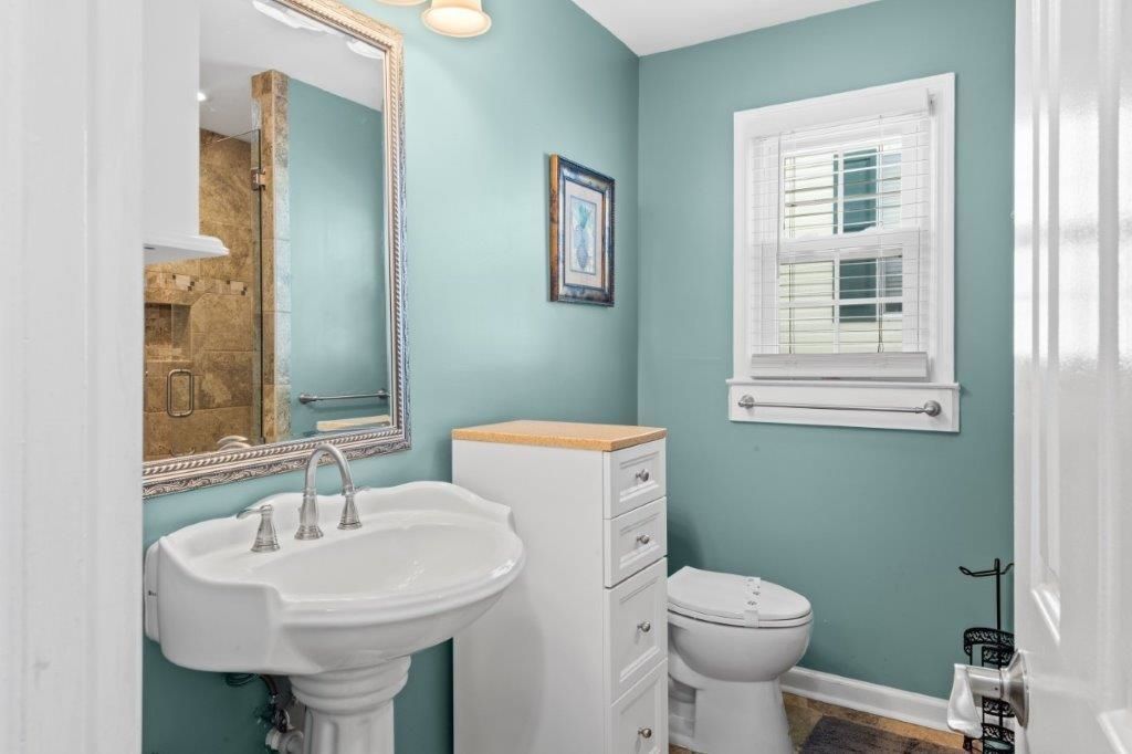 326 48th Ave. N Photo 12