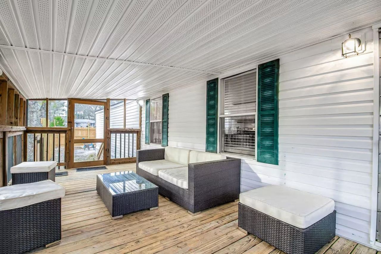 4518 Heron St.  Photo 16