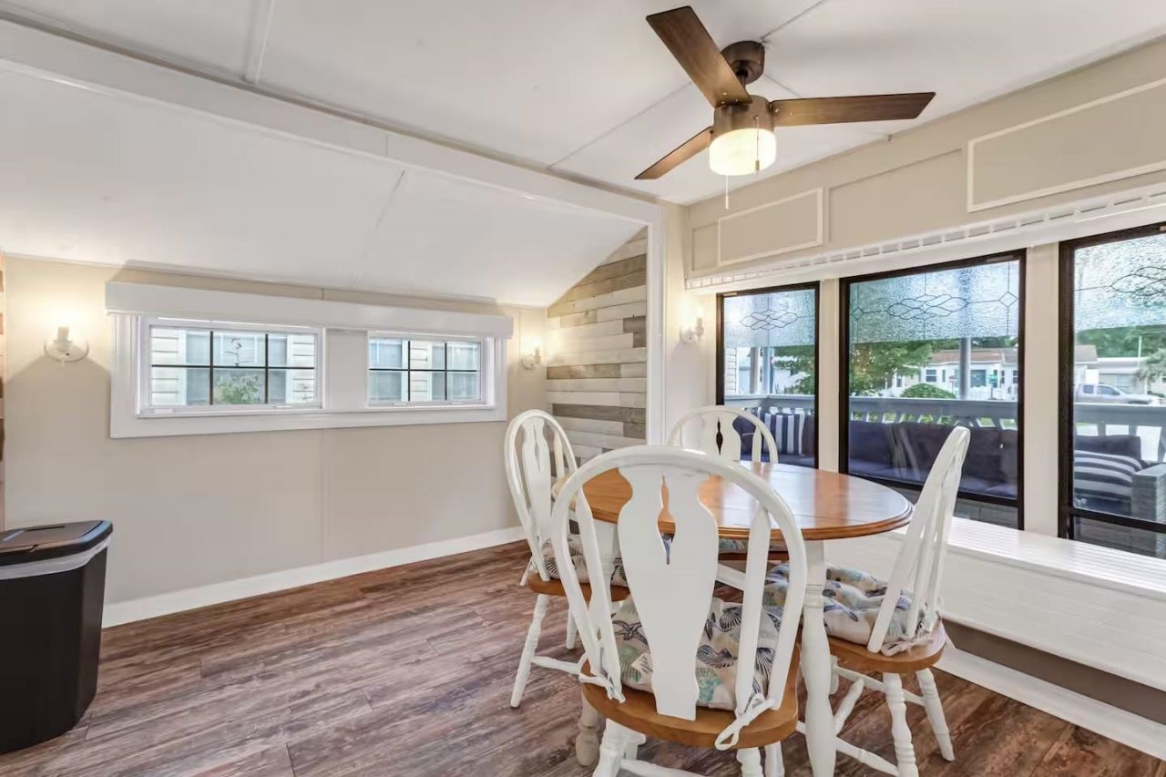 5400 Little River Neck Rd.  Photo 14