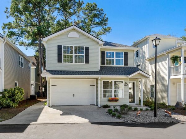 829 9th Ave. S , North Myrtle Beach, SC 29582