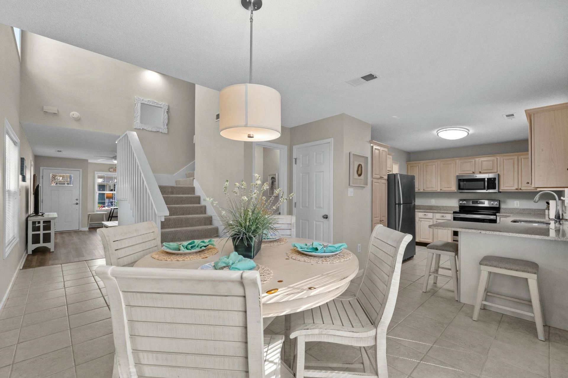 829 9th Ave. S  Photo 12