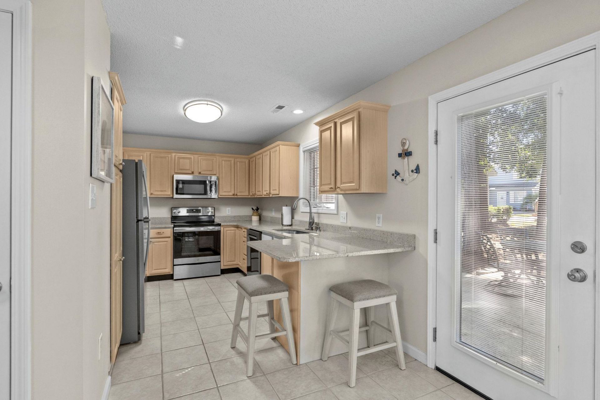 829 9th Ave. S  Photo 13