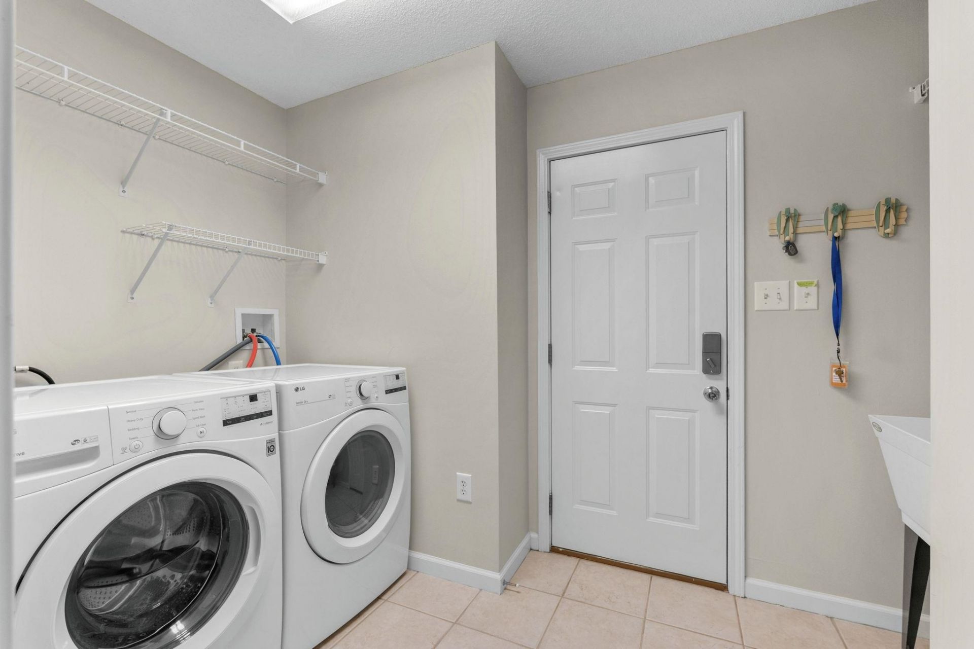 829 9th Ave. S  Photo 18