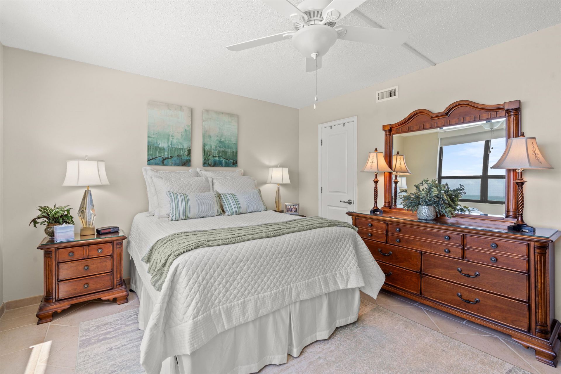 10200 Beach Club Dr. Photo 22