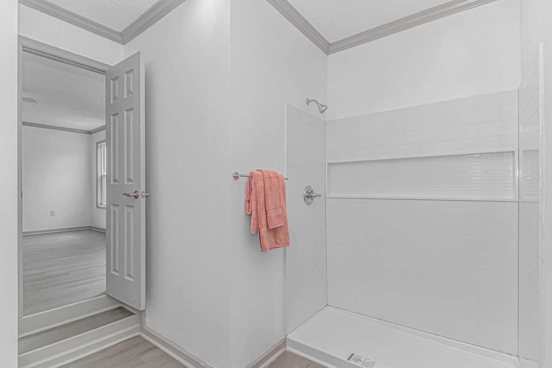 1062 Weslin Creek Dr.  Photo 15