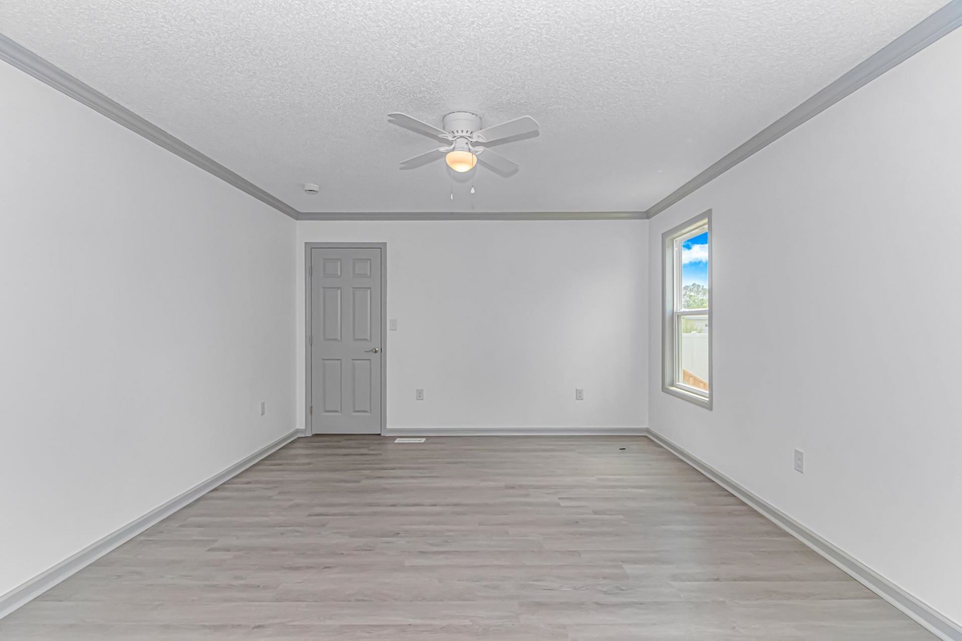 1062 Weslin Creek Dr.  Photo 22