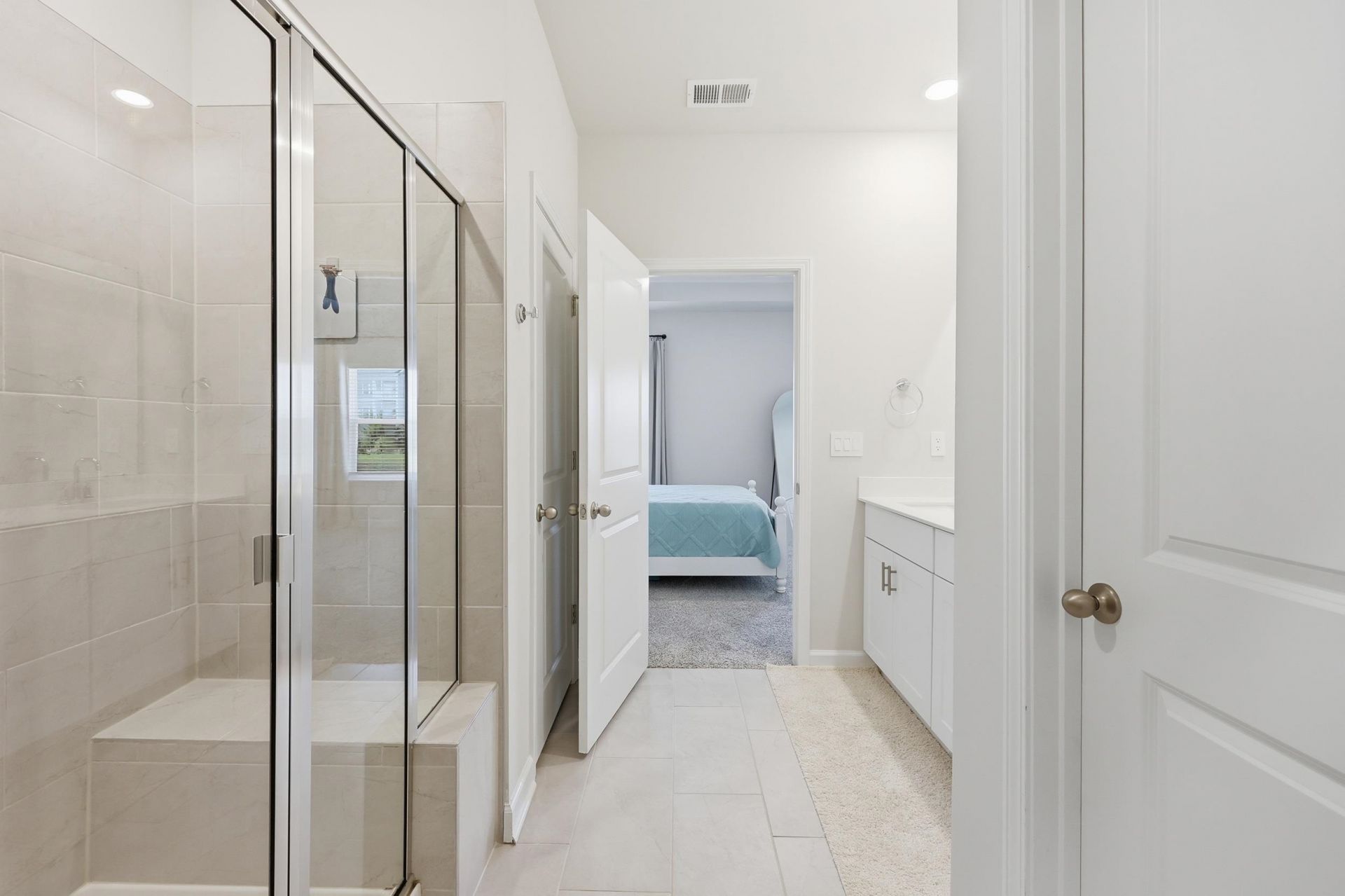 7068 Watercress St  Photo 12