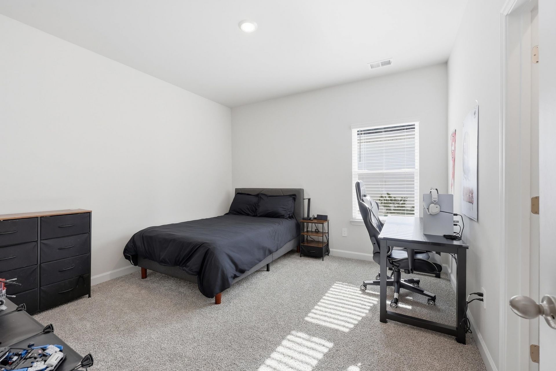 7068 Watercress St  Photo 19