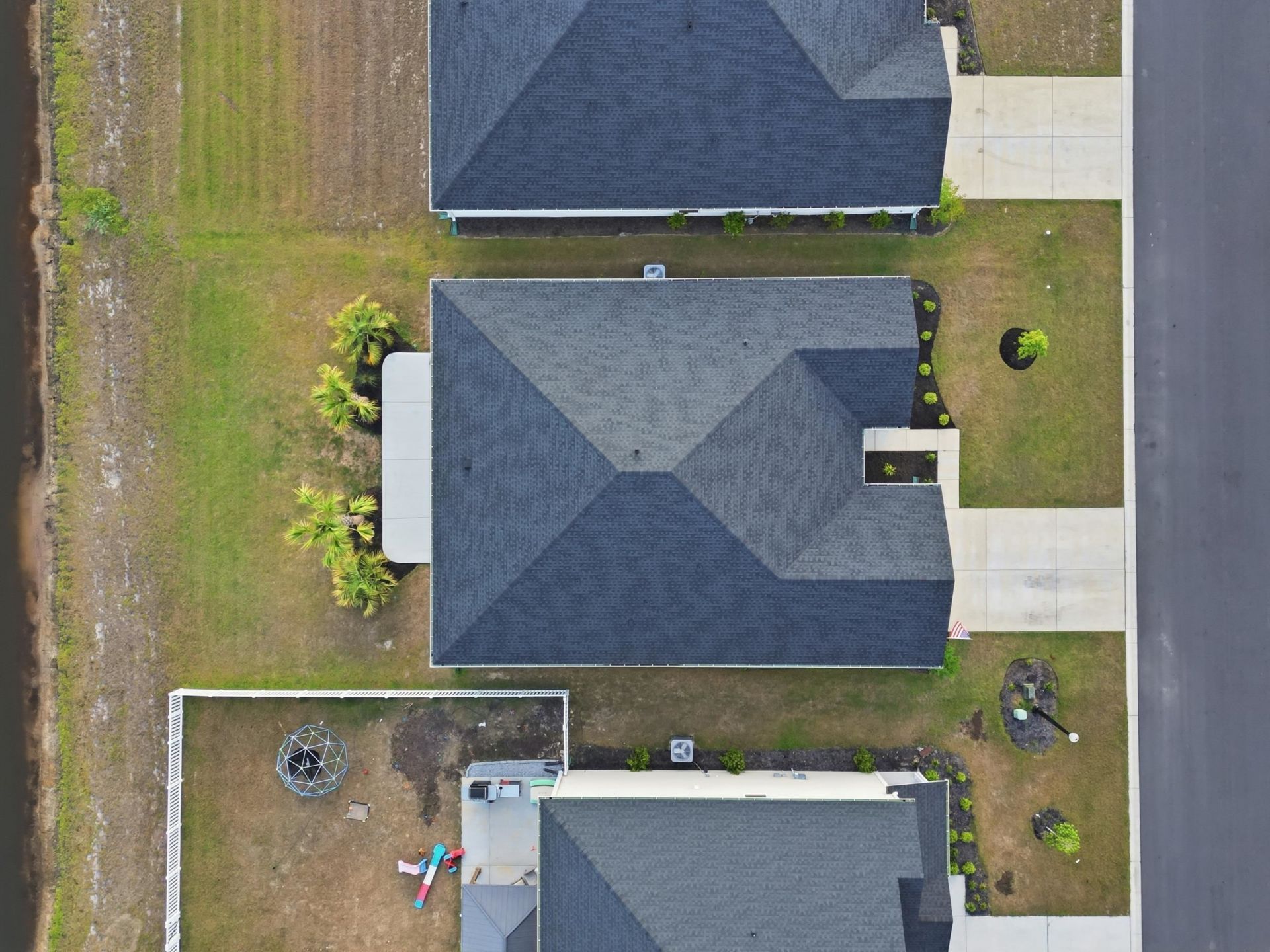 7068 Watercress St  Photo 39