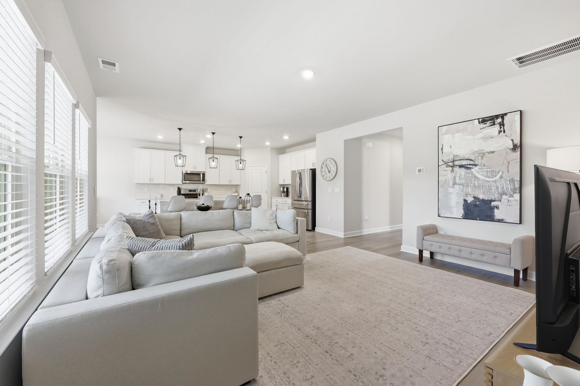 7068 Watercress St  Photo 8