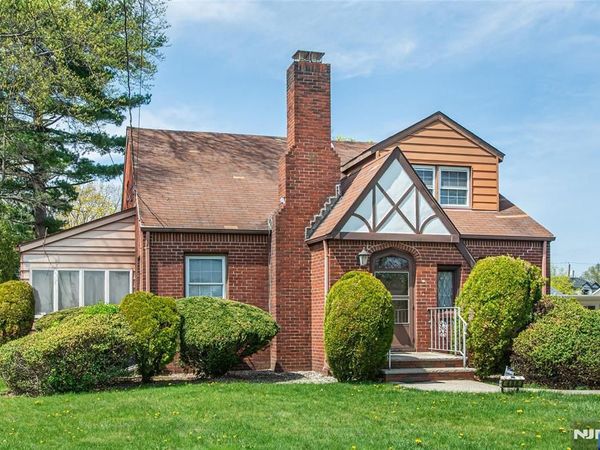 488 Grove Street, CLIFTON, NJ 07013