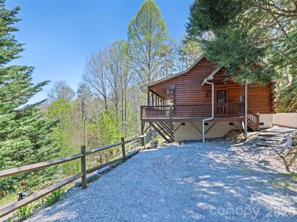 651 Point of View Drive , Waynesville, NC 28785