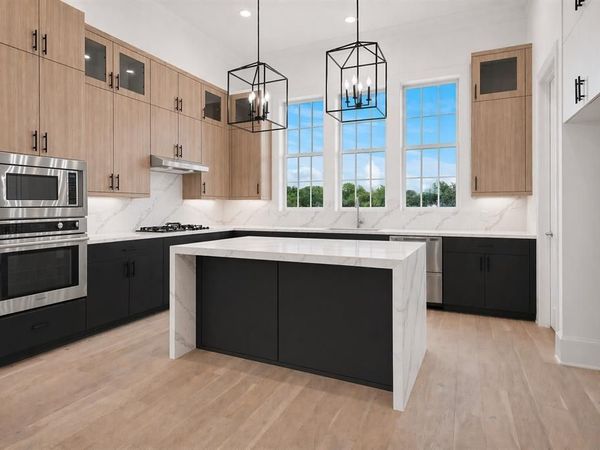 14956 Oak Street, Addison, TX 75001