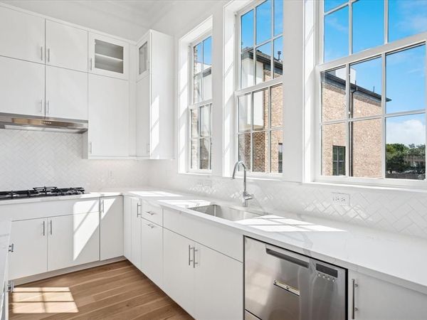 14956 Oak Street , Addison, TX 75001